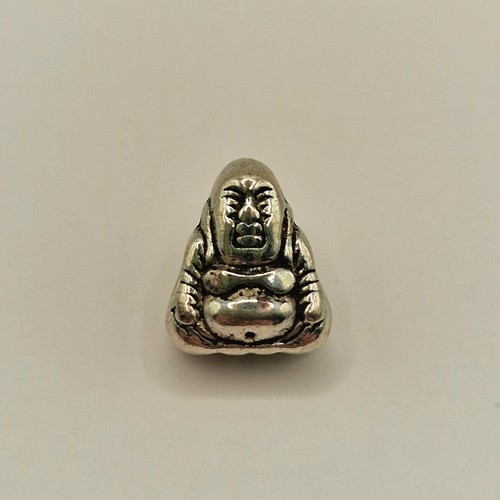 Silver tone metal lucky - silver,